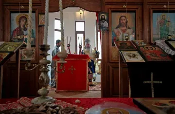 Призоваха грешните владици да се оттеглят в манастир