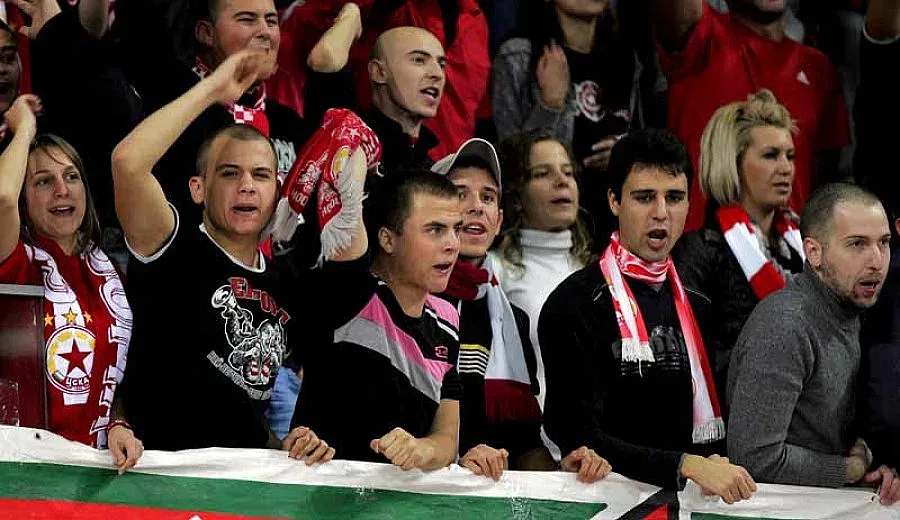 ЦСКА пуска 1200 деца без пари на волейбол