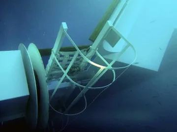 "Титаник" 2 потъвал с хита от филма "Титаник"