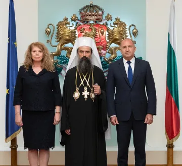 Радев и патриархът си размениха знакови дарове. Какво си казаха?