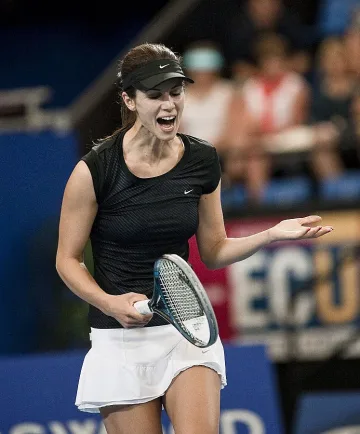 И Пиронкова стигна до втория кръг