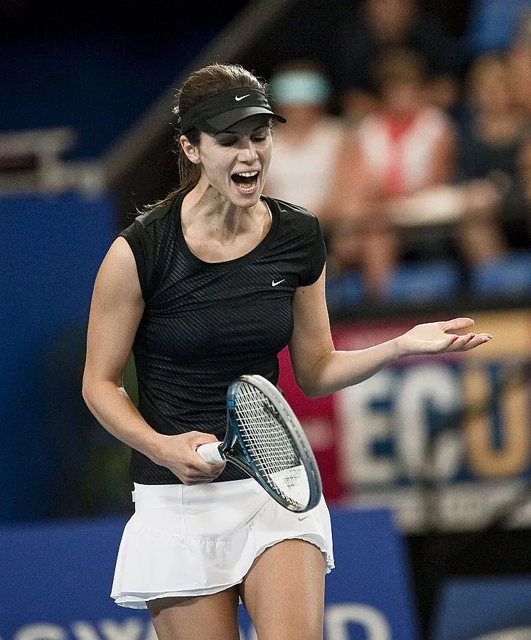 И Пиронкова стигна до втория кръг