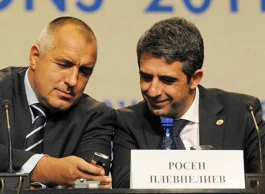 Гард на Бойко пази Плевнелиев