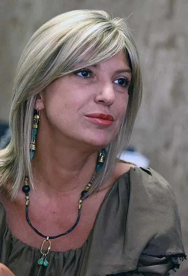 Капка: Чакам Волен да подаде молба за развод