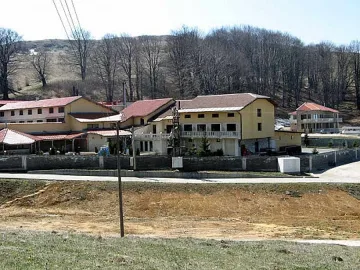 Фермери пропищяха от "Пършевица"