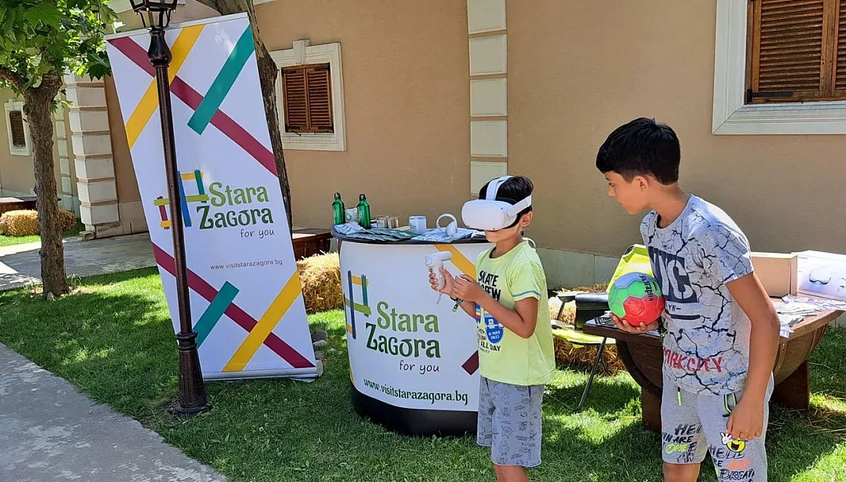 С VR-очила деца ще разглеждат музеи и Зоопарка