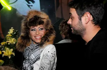 Камелия се разделя с телевизията