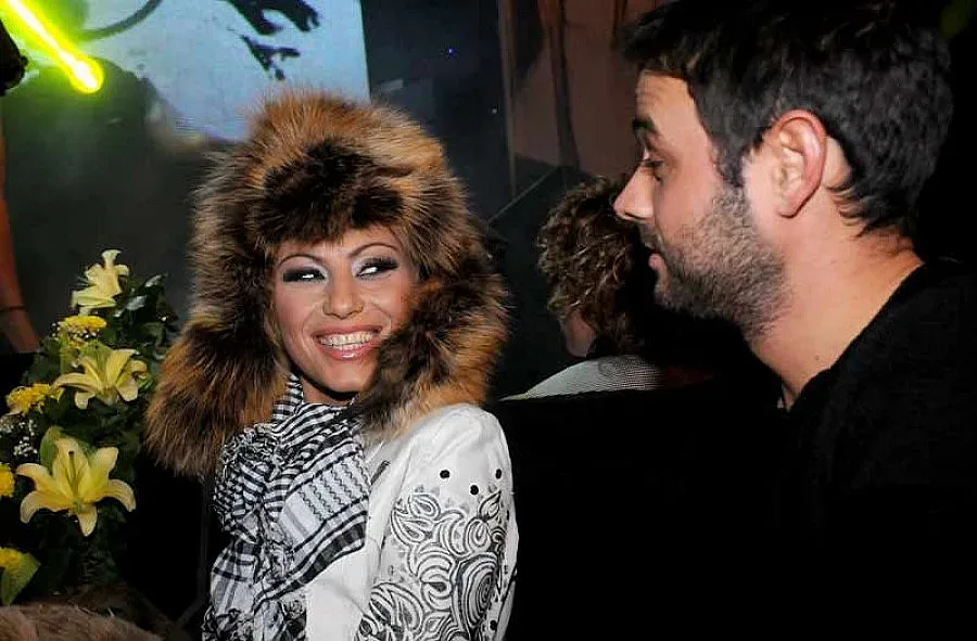 Камелия се разделя с телевизията