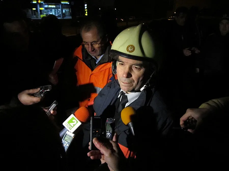 Потушиха пожара в "Оргахим", няма обгазяване