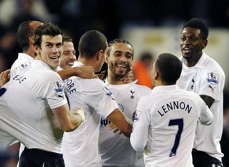 "Тотнъм" настигна "Юнайтед" с 2:0 над "Евертън"