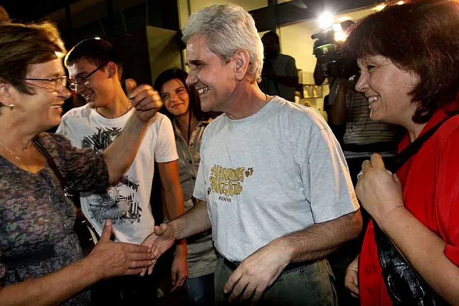 Наши моряци спасяват 18 от пирати