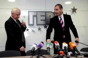 Разнобой в ГЕРБ кой да води общинарите