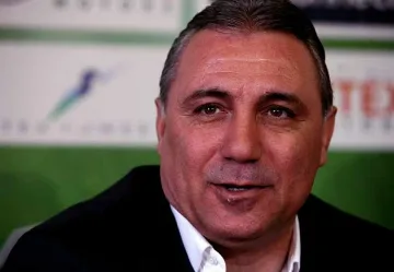 Трети "петел" се приюти при Стоичков