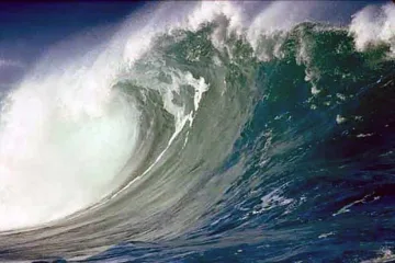 Мощен трус 7,3 в Индонезия, опасност от цунами