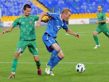 "Левски" се спаси от Арс и Рисп