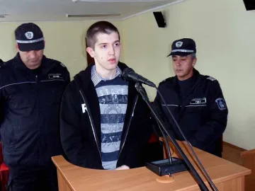 Осъдиха Джунейт на 7 години и 4 месеца затвор