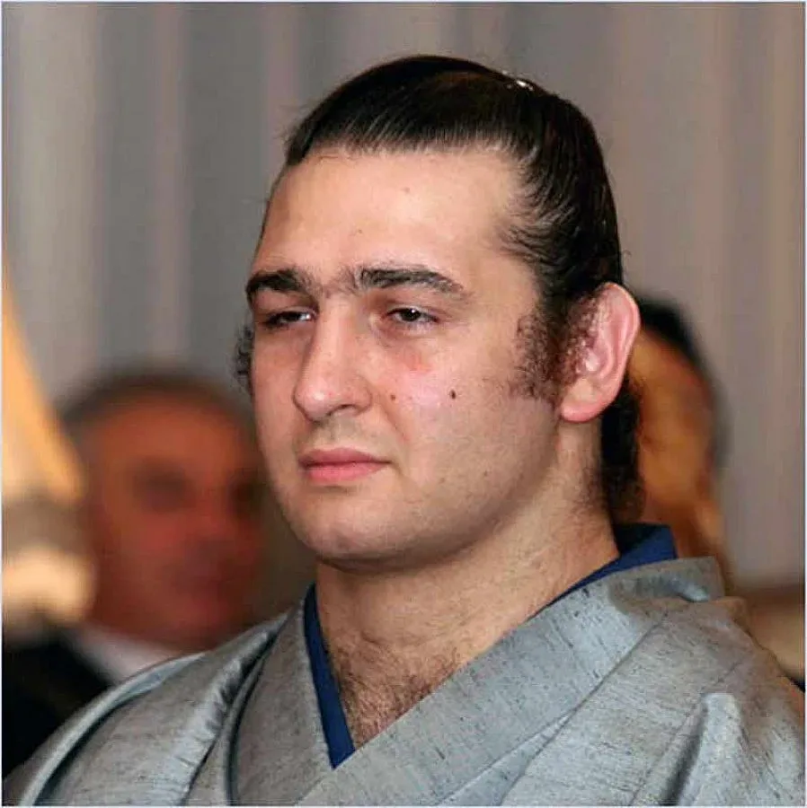 Котоошу с трета поредна победа в Токио