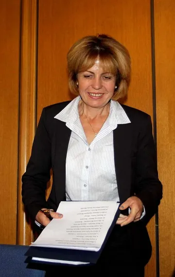 Искат Фандъкова за лидер на ГЕРБ-София