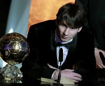 "Франс Прес": Меси повтаря Платини?