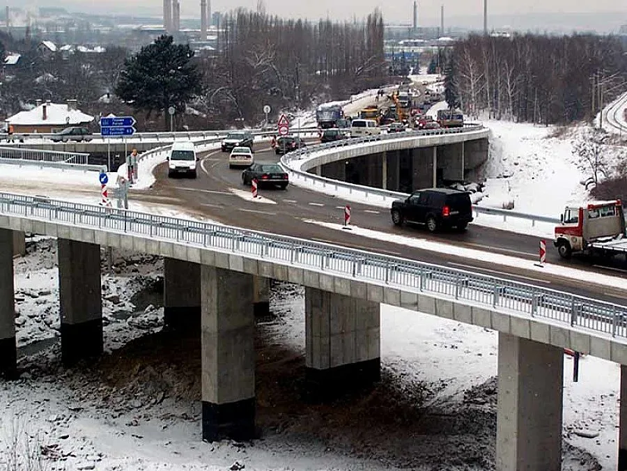 Свързват Перник с метрото