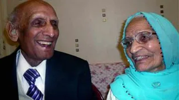 Съпрузи честват 86 г. от сватбата си