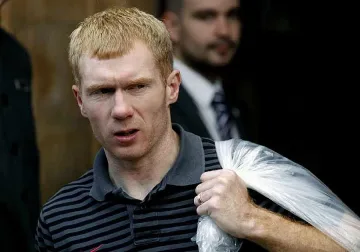 Сър Алекс маневрира преди градското дерби