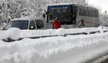 Чистят "Хемус" с техника от летището