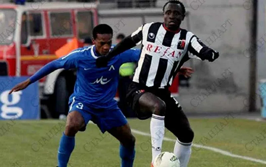 Сержиньо от "Левски" черпи за Ивановден