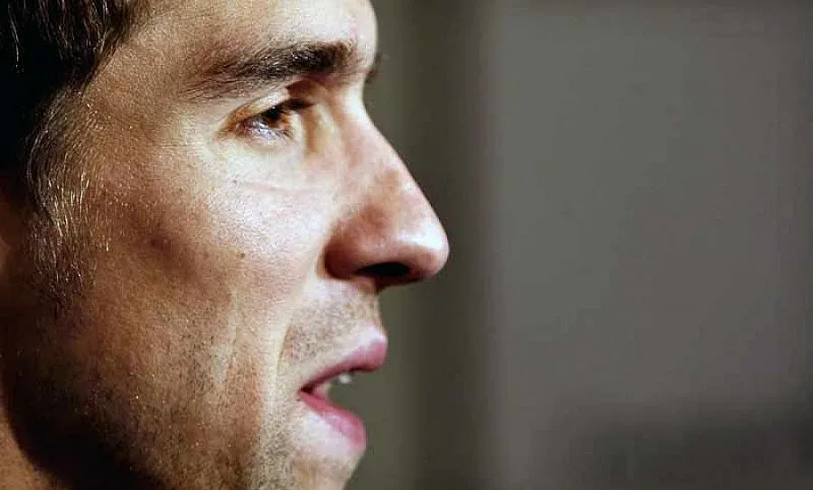 Фелпс скъса с Мис Калифорния