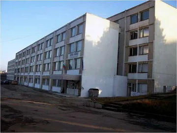 Ученици набиха даскал по физическо