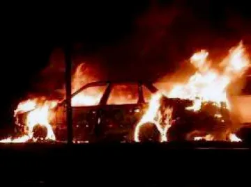 Подпалиха кола и в Пловдив