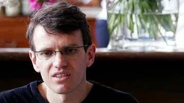 Вени Марковски: Искайте есемеси за движението на парите си 