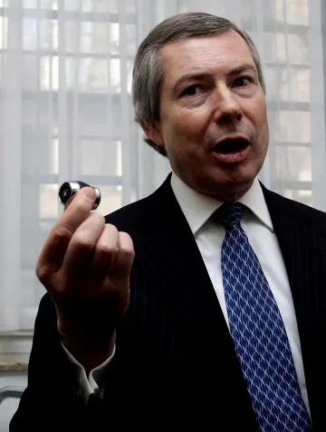 Уорлик: Няма да е лесно нито тук, нито в САЩ