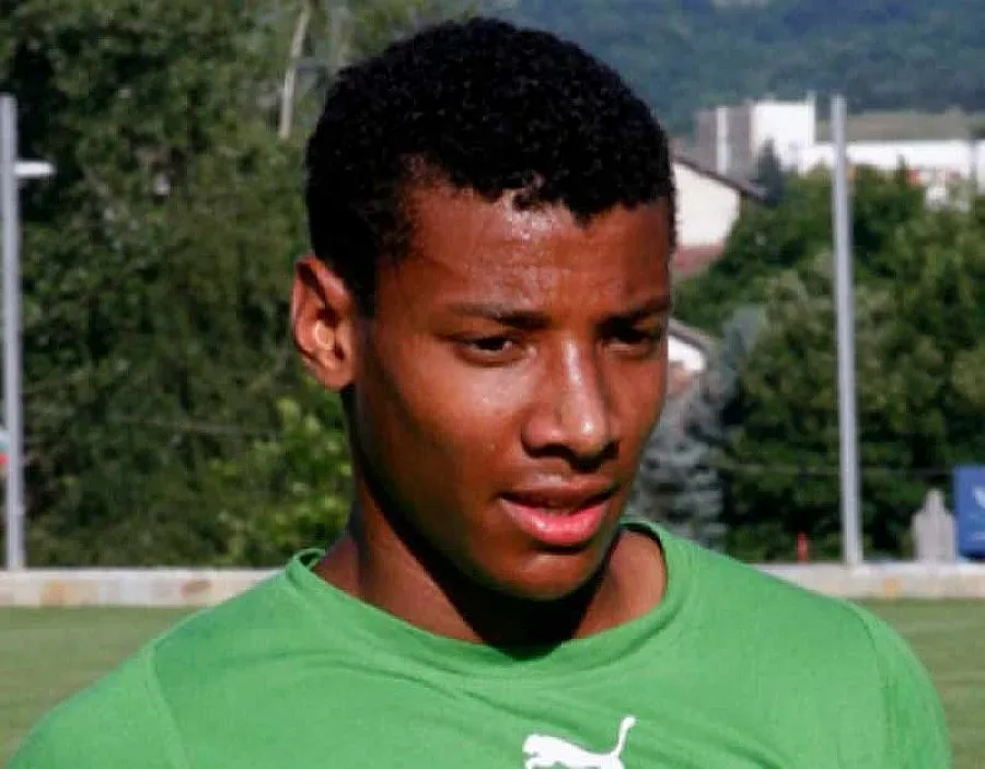 "Славия" подписа с национал мулат