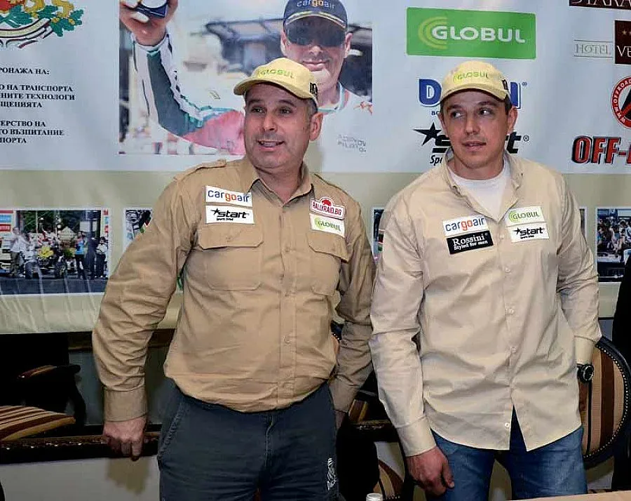 Ценков и Вачков 18-и и 19-и на "Дакар"