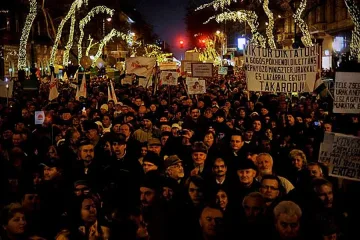 ЕК плаши Унгария заради конституцията й