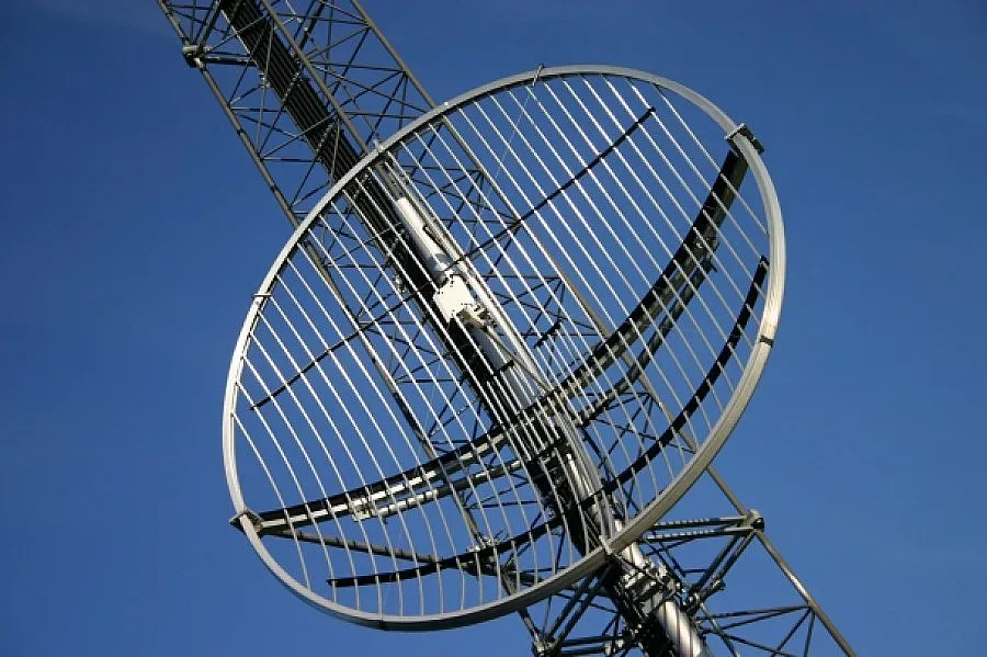 Две фирми в битка за мобилни честоти