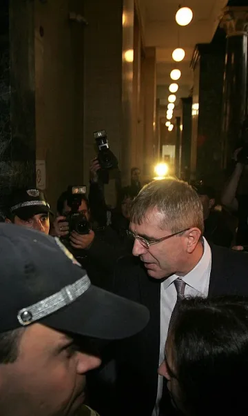 Държавата осъди Ковачки за 423 хиляди 