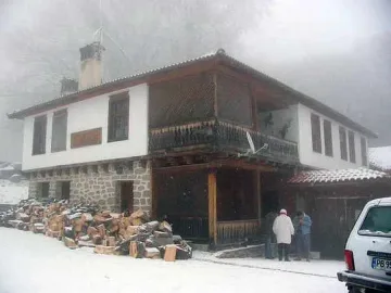 Пожар подпали хижа „Бунтовна”