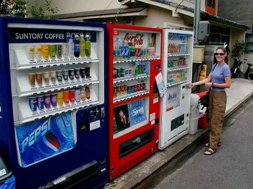 Слагат касов апарат на машините за кафе и сандвичи