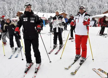 Плевнелиев и Камата на ски в Банско