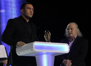 Кобрата заложи пояса срещу украинец