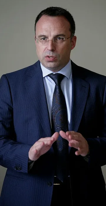 Порожанов бит като боксова круша