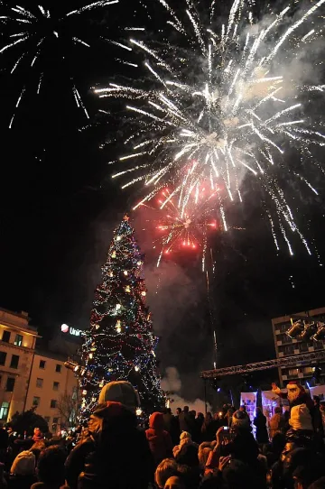 Хотелите по морето пълни с румънци