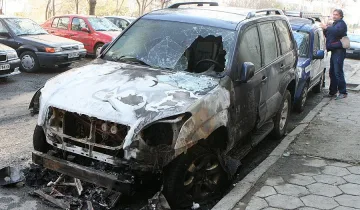 Подпалиха три коли в Бургас