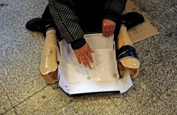 Глобяват всеки, дал пари на просяк в Румъния