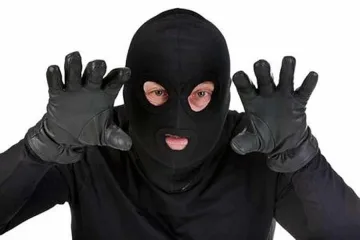 От глупав по-глупав - пишман бандитите на 2011 г. 