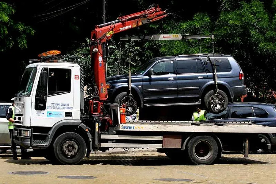 Крадат коли с паяк, предават ги за скрап