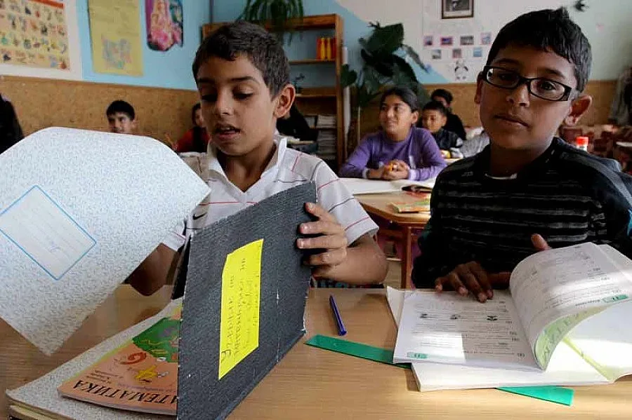 15 000 ученици отпадат всяка година