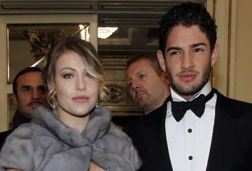 ПСЖ примамва Пато с 50 млн. евро